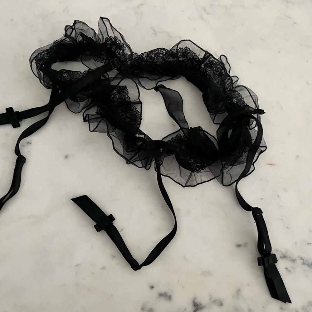 Victoria Secret Garter Belt